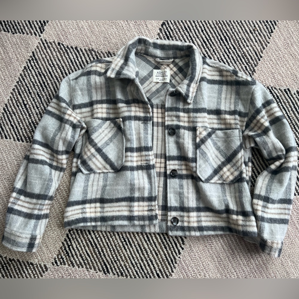 Neutral Plaid Jacket • Size: Medium